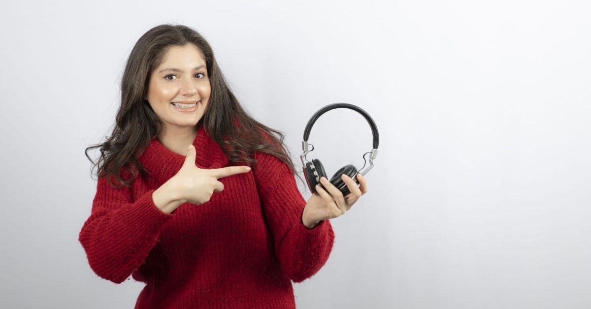 Read more about the article Which Headphones Are the Best in 2025? Top 10 Picks for Sound, Comfort & Value